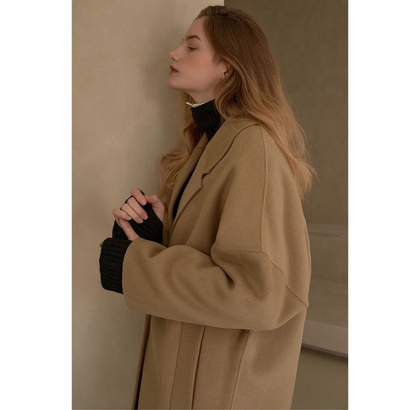 Overfit Handmade Wool Coat - Picture 3 of 12